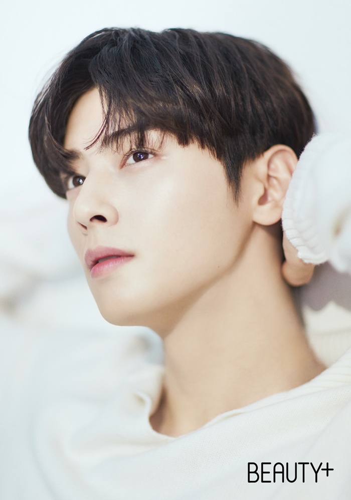 차은우, 무결점 뷰티 화보 공개…순정만화 비주얼