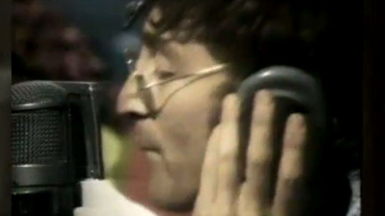 비틀즈 존 레논 육성 담긴 카세트테이프 6,900만 원에 낙찰