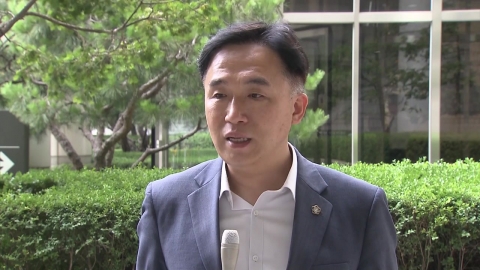 '박원순 유족 대리' 정철승 변호사 성폭행 혐의 피소