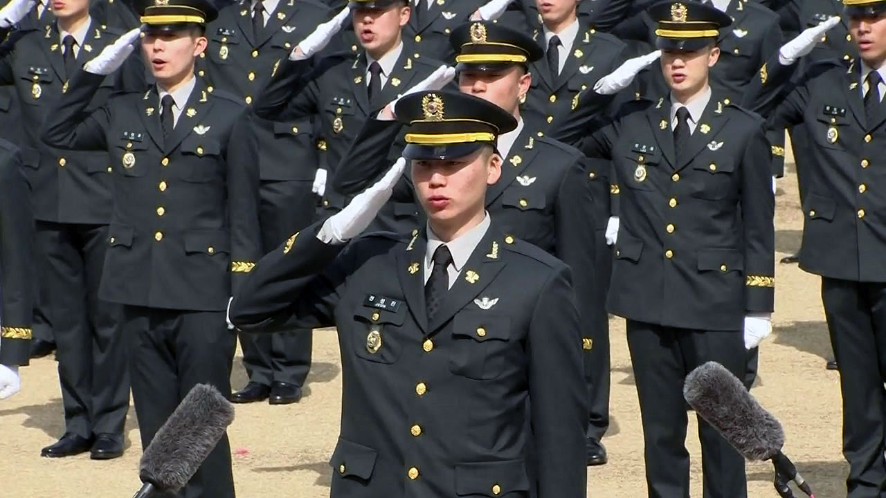 육군사관학교 자퇴생 크게 늘어...절반 이상이 1학년