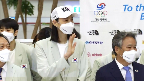 김연경 "안은 썩고 곪았다, 모두 변해야 할 시기"...SNS에 일침