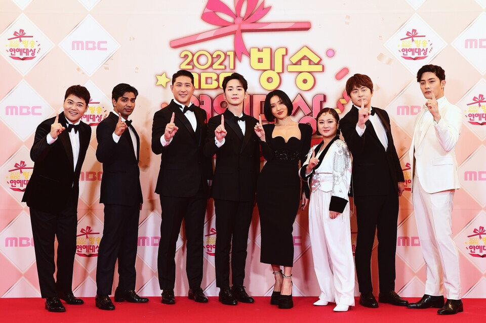 [Y초점] '나혼자산다' 팀, 유재석 이어 '2021 MBC 방송연예대상' 맹활약