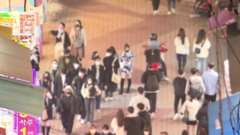 코로나19 장기화에 성인 5명 중 1명 '우울 위험'