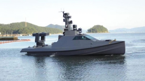 연안 경계 무인 경비정·亞 첫 탄소복합재 초고속정 표창