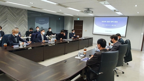 프로배구 여자부 리그 도로공사·인삼공사 대거 확진으로 일시 중단