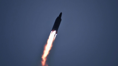 합참 "북한, 동해상으로 발사체 발사"