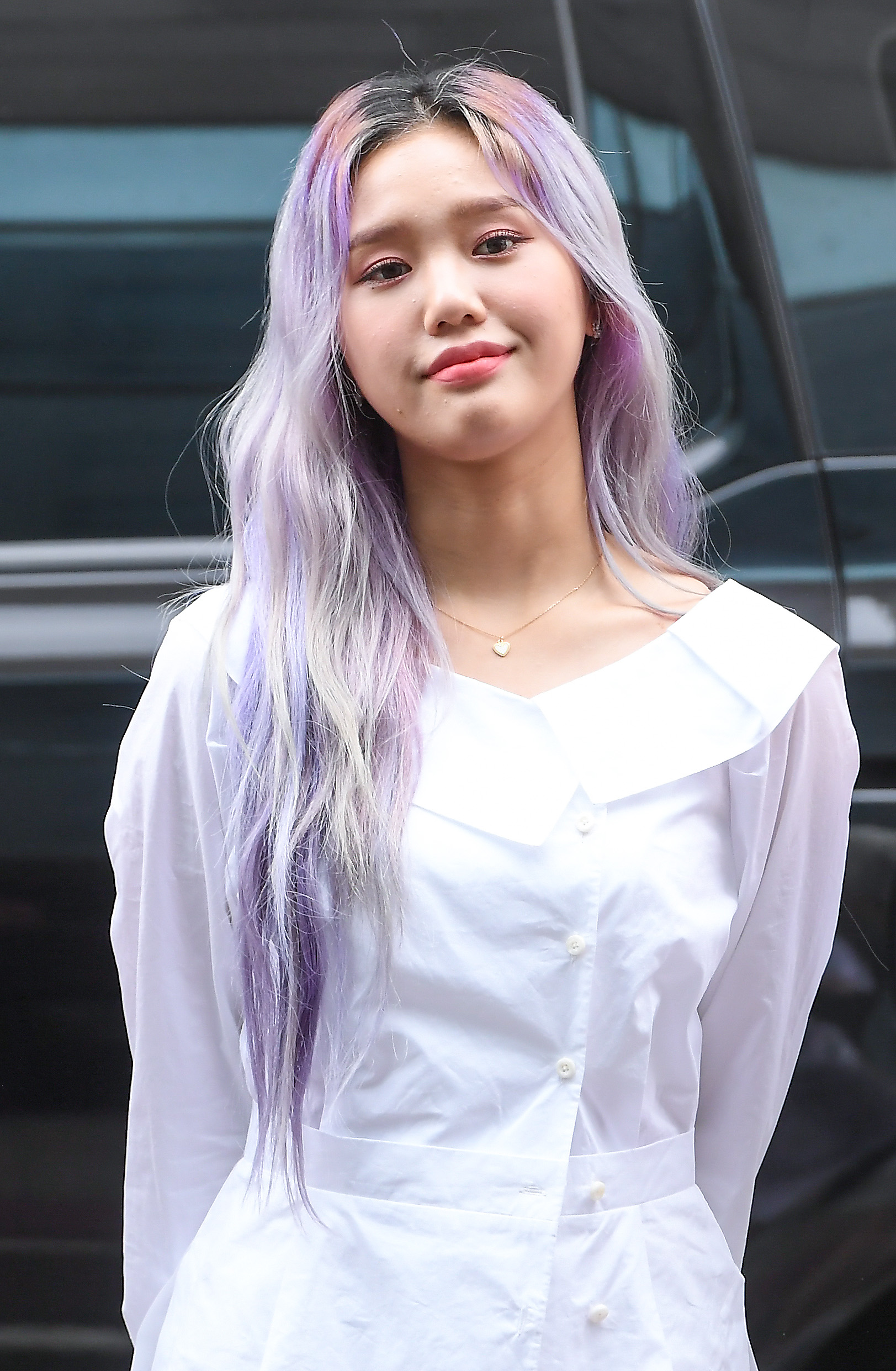 오마이걸 미미 코로나19 확진 "백신 3차 접종 완료" (공식입장)