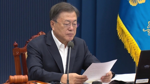 문 대통령 "예방에 무슨 협상 필요한가?"...당선인 직접 판단 요구