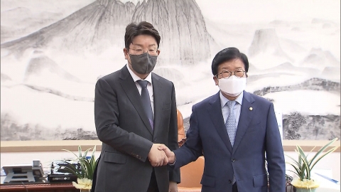 권성동, 국회의장에게 "중심 좀 잡아달라"