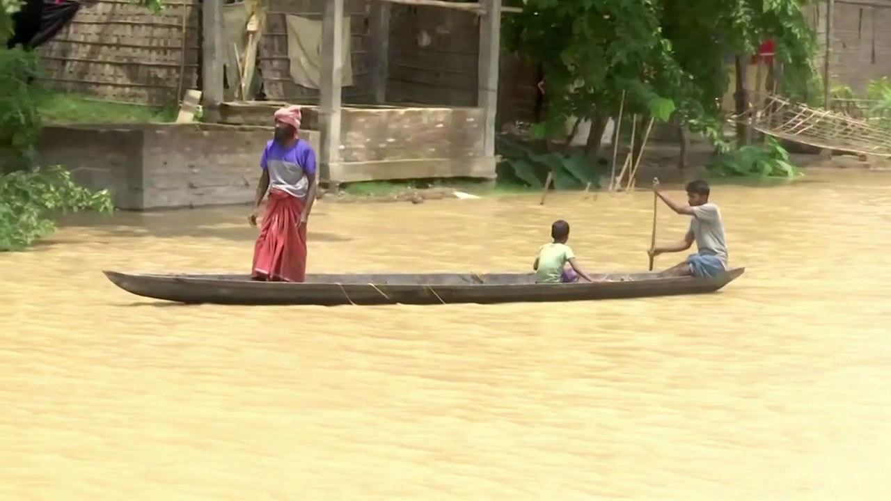 인도, 홍수로 14명 사망...이재민 수십만 명 발생