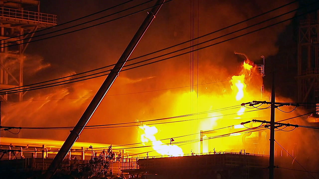 울산 에쓰오일 온산공장 불...1명 사망· 9명 부상