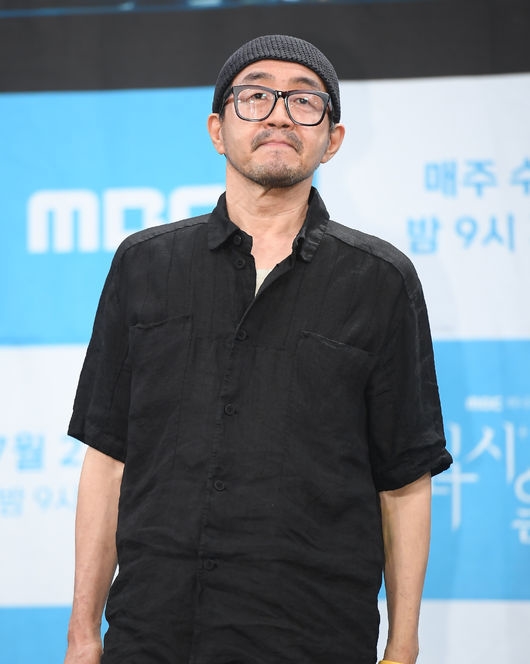'범죄도시2'가 유작...배우 남문철, 지난해 대장암 투병 끝 별세