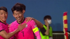 '손흥민 센추리클럽 자축포' 벤투호, 칠레에 2-0 승리