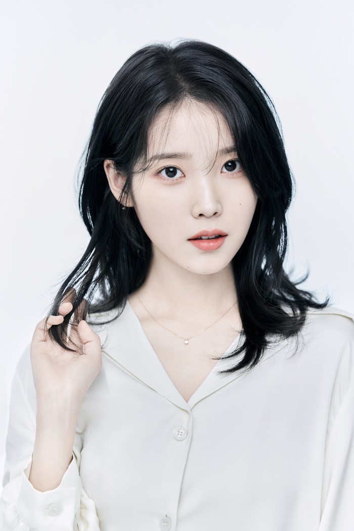 IU Says She s Thrilled by All The Praises Her Performance in  Broker  Is Receiving - 62