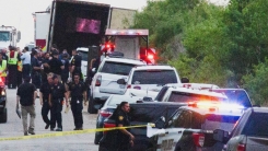 미국 텍사스 주 트레일러 안에서 46명 숨진 채 발견