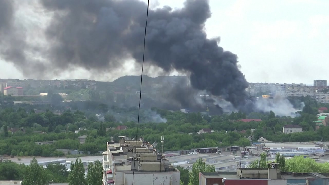 [국제]Russia Concentrates Firepower on Donetsk…”Destroys 2 Haimas”