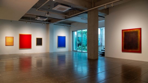 '빛, 그림' 연작 선보인 박현주 개인전 'INTO Light'