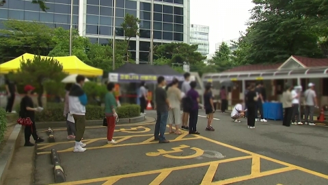 신규환자 4만 4,689명...위중증 287명 '더블링'