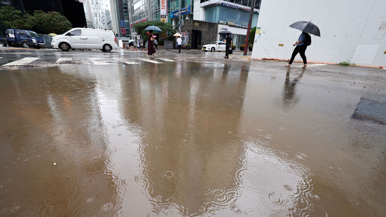 [속보] 서울 관측 115년 만에 최악의 폭우...300mm 더 온다