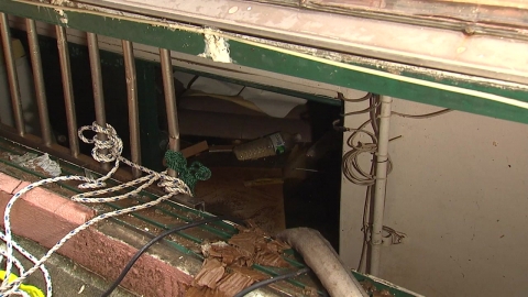 반지하 살던 일가족 3명 참변…시민들 나선 맨홀 사고