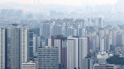 거래 침체 속 서울 아파트값 3년 4개월 만에 최대폭 하락