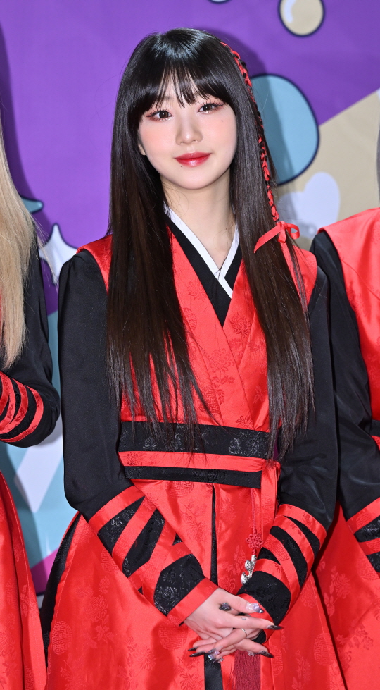 가요]이달의 소녀 측 “여진, 일시적 호흡 문제 겪어…현재는 안정” (공식) | YTN