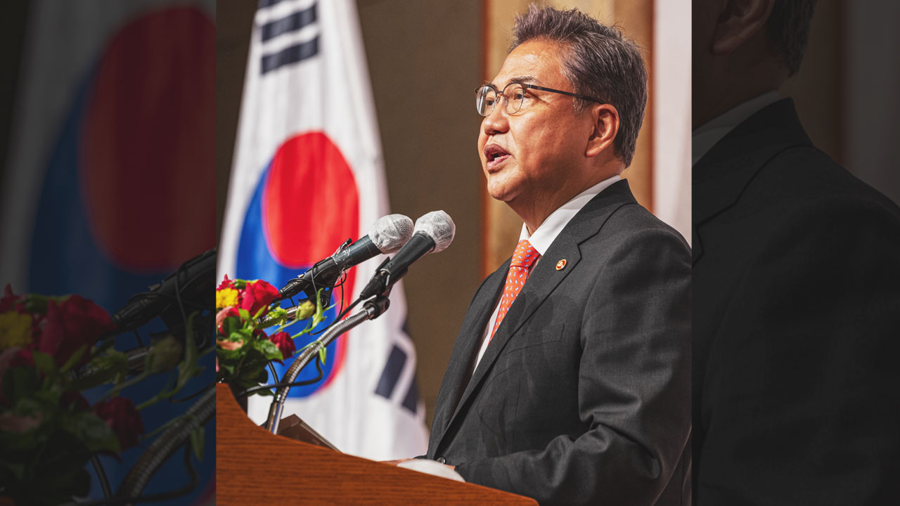 "박진 장관, 강제징용 피해자 직접 만날 것"