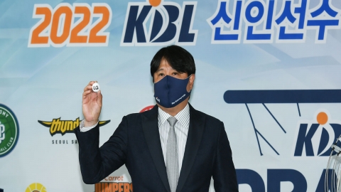 창원 LG, 3년 만에 신인 드래프트 1순위 지명권 획득