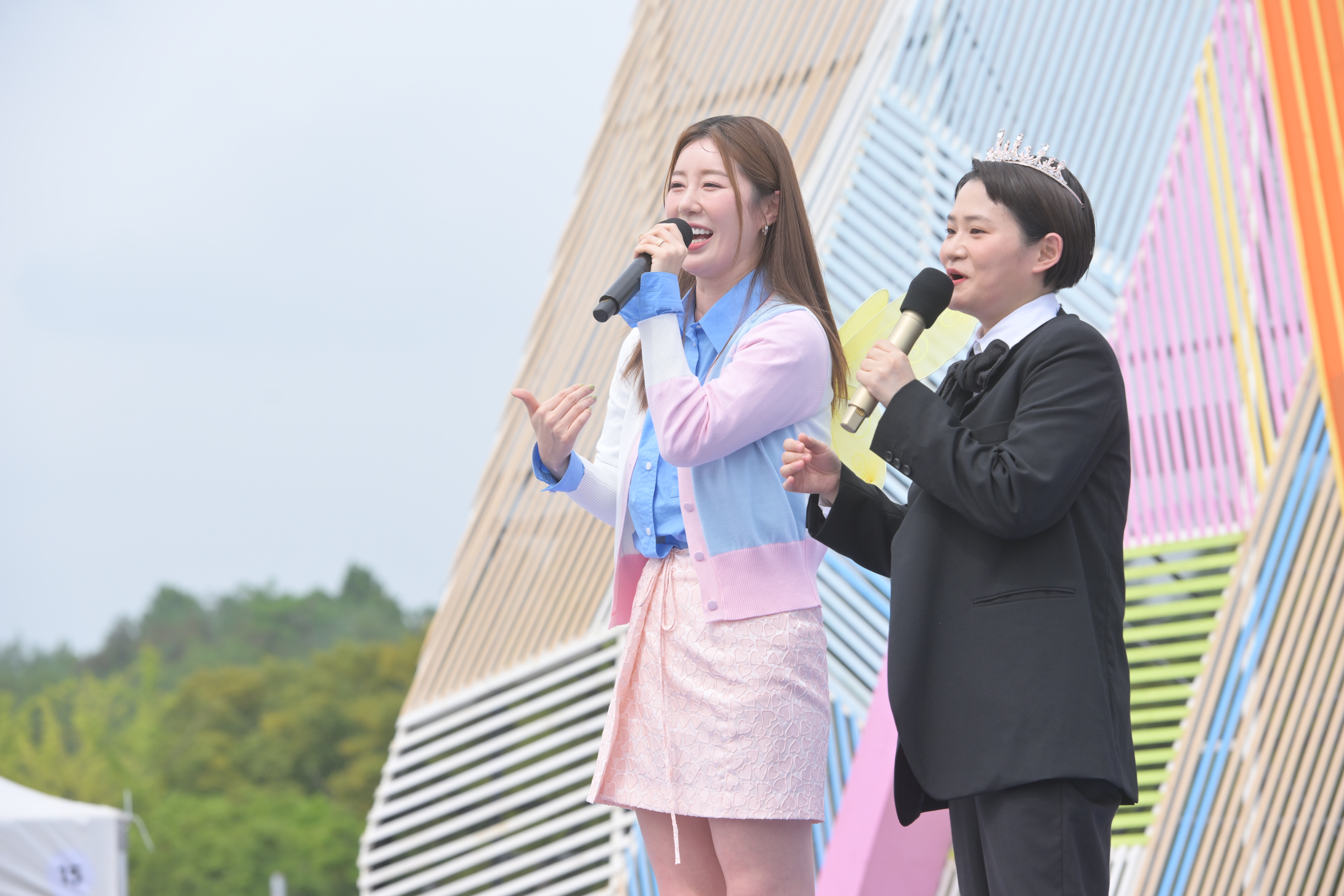 [Y현장②]    The opening was Yang Hee-eun, and the audience was Chan-hyuk… Kim Shin-young's 'National Singing Competition', deviated from the support of colleagues