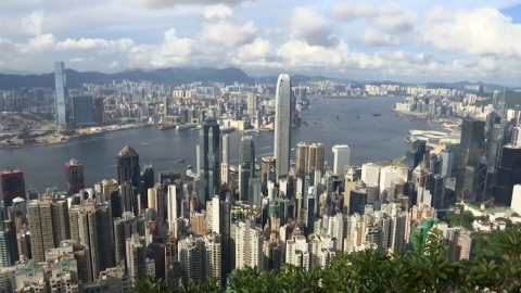 홍콩, 입국자 격리 폐지에 해외여행 항공권 예약 400% 급증