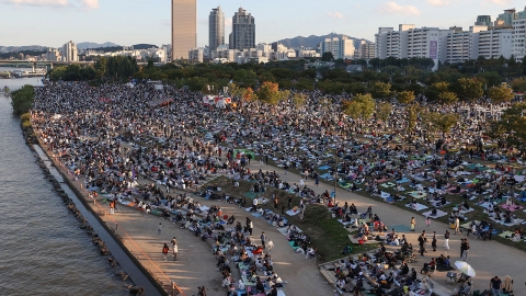 '세계 불꽃축제' 서울 여의도 주변 극심한 혼잡