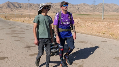 월드컵 보겠다며 카타르로 걸어가던 스페인 축구팬 이란에 억류