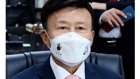 김원웅 전 광복회장 투병 중 별세...향년 78세