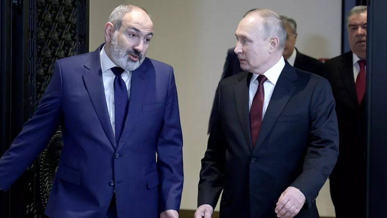 "우리에게 해준 게 뭐야?"...푸틴, 아르메니아서 '굴욕'
