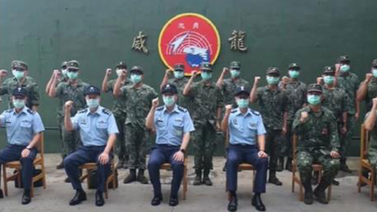 타이완 공군, 中 보란듯 최전선 미사일 기지 일부 공개