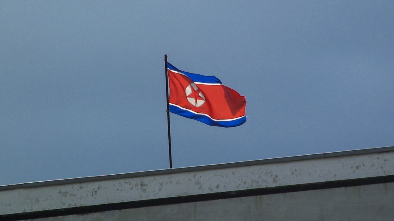 尹 첫 국방백서에 "북한군은 우리의 적"...6년만에 부활