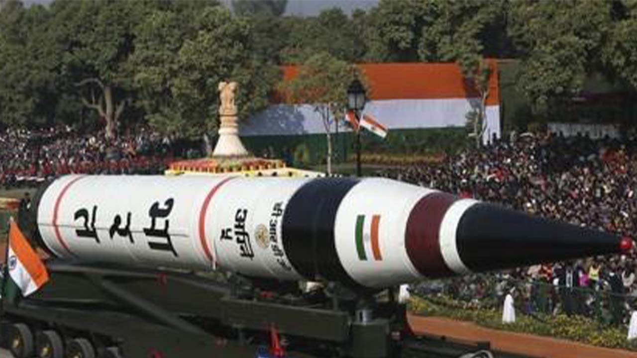 '중국과 국경갈등' 인도, ICBM 시험 발사..."베이징 등 사정권"