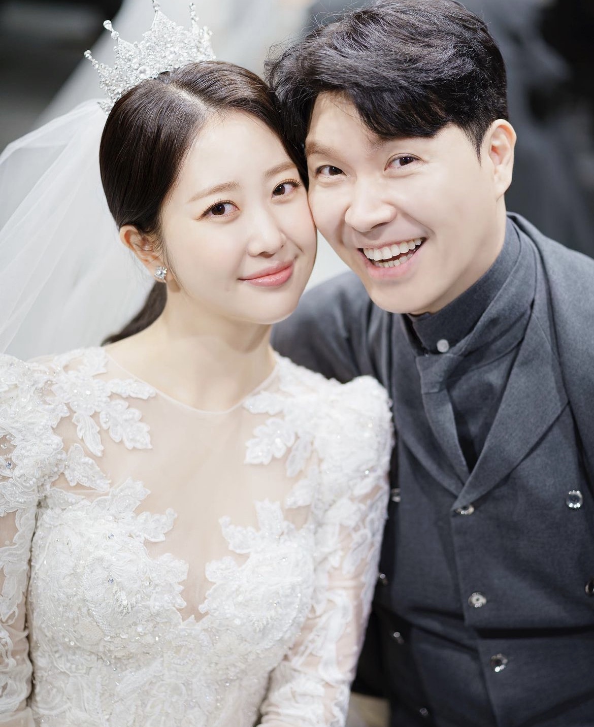 박수홍, 아내 김다예 SNS 공개→웨딩화보 대방출