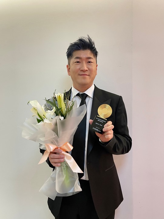 라이언 전, ‘써클차트 뮤직 어워즈’ 올해의 작곡가상 수상