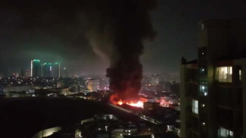 인천 현대시장 화재..한덕수 총리 "모든 장비·인력 동원해 추가 피해 없도록"