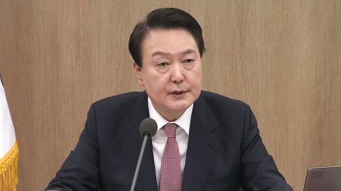 尹 "60시간 이상은 무리"…野, 주 4.5일제로 맞불