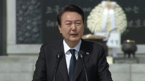 尹 "北 대가 치를 것"…서해 용사 호명하다 '울컥'