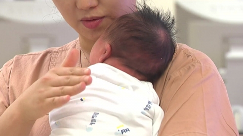 '하나만 낳아 잘 기르자'…첫째아 비중 63% 사상 최고