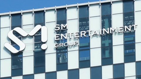 SM 새 경영진 출범…카카오와 3.0 시대 열어