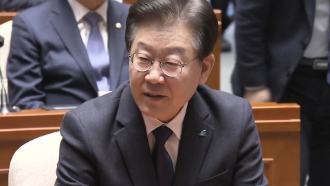이재명, '당직 개편' 한숨 돌렸지만…'내분 씨앗' 여전