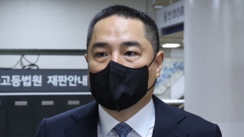 검찰 "조국 딸 포르쉐 탄다" 주장한 강용석에 징역 1년 구형