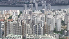 급매물 소진에 거래 증가...서울 아파트값 1년 만에 상승 전환