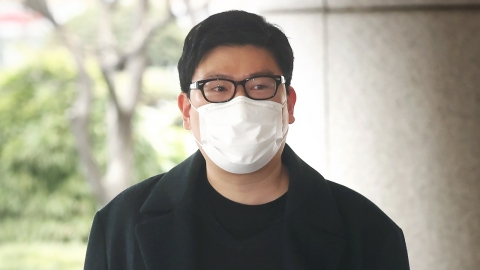 '불법 촬영·폭행 혐의' 정바비, 항소심서 300만 원 벌금형 감형…석방 예정