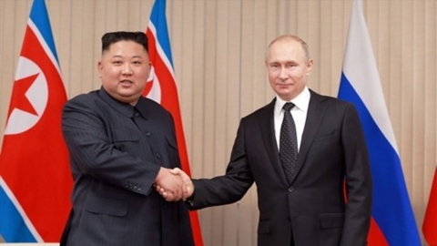 김정은, '러시아의 날' 맞아 푸틴에 축전 