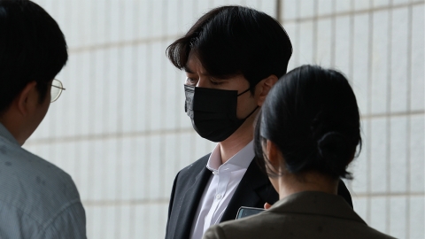 '병역비리' 축구선수 김명준·김승준 징역형 집행유예